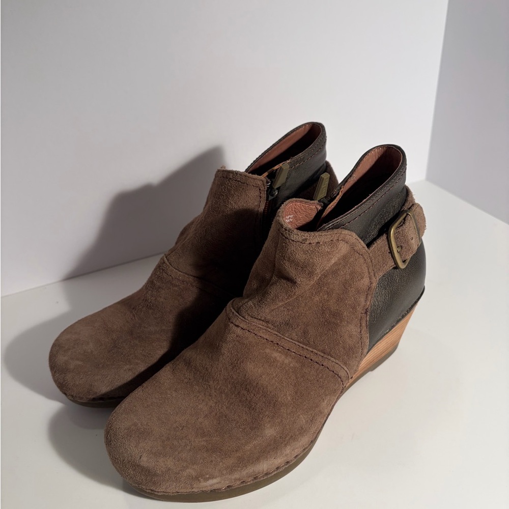Dansko Elegant Brown Suede Ankle Booties